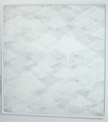 Didier Eichenberger, Mantas white, acrylic on canvas
