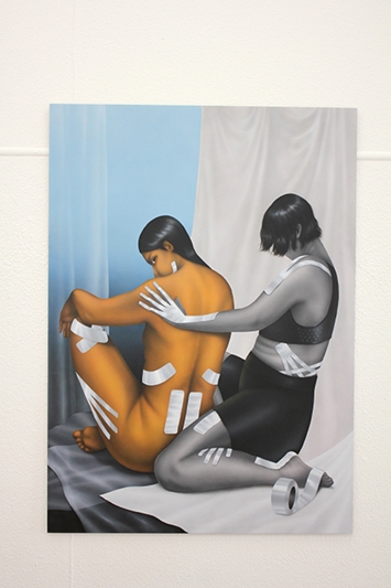 Céline Ducrot · Between us, 2022, Acryl auf Holz, 160 x 115 cm. Foto: Thalles Piaget